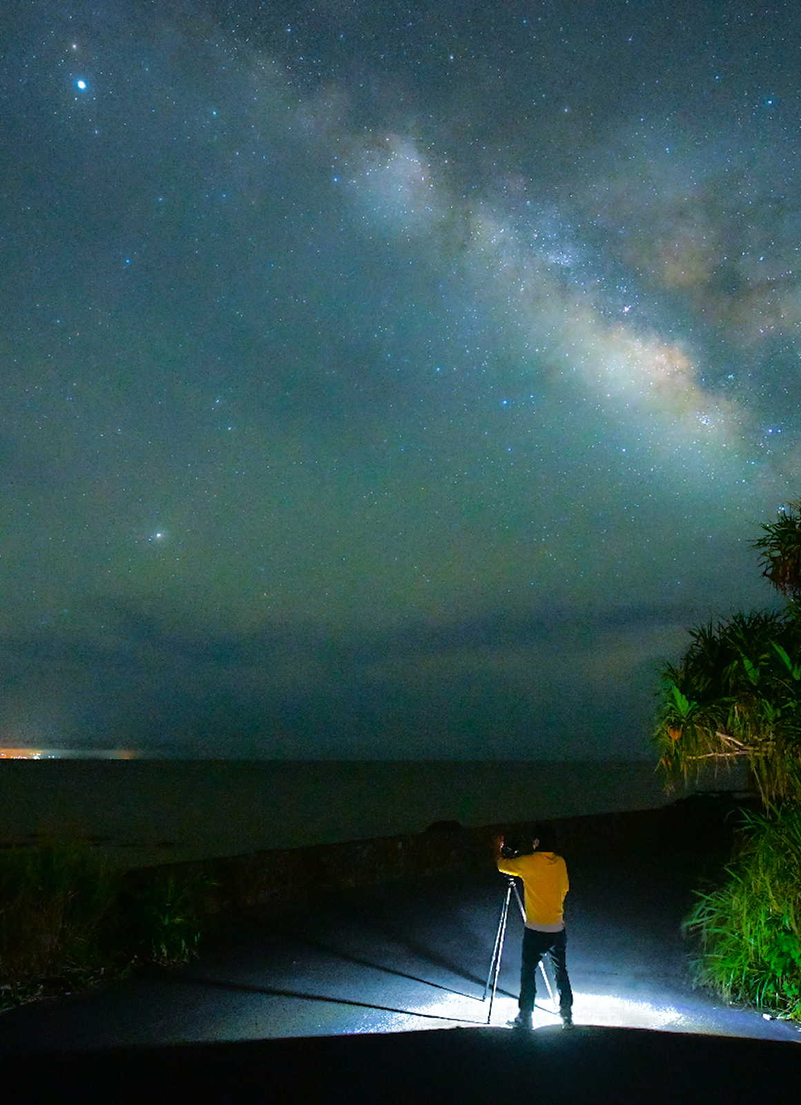 月の暦を使う奄美大島。その星空の素晴らしさを発信し続ける写真家